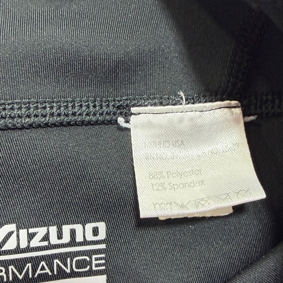 Mizuno black victory shorts 3.5 inseam size small - Picture 4 of 10